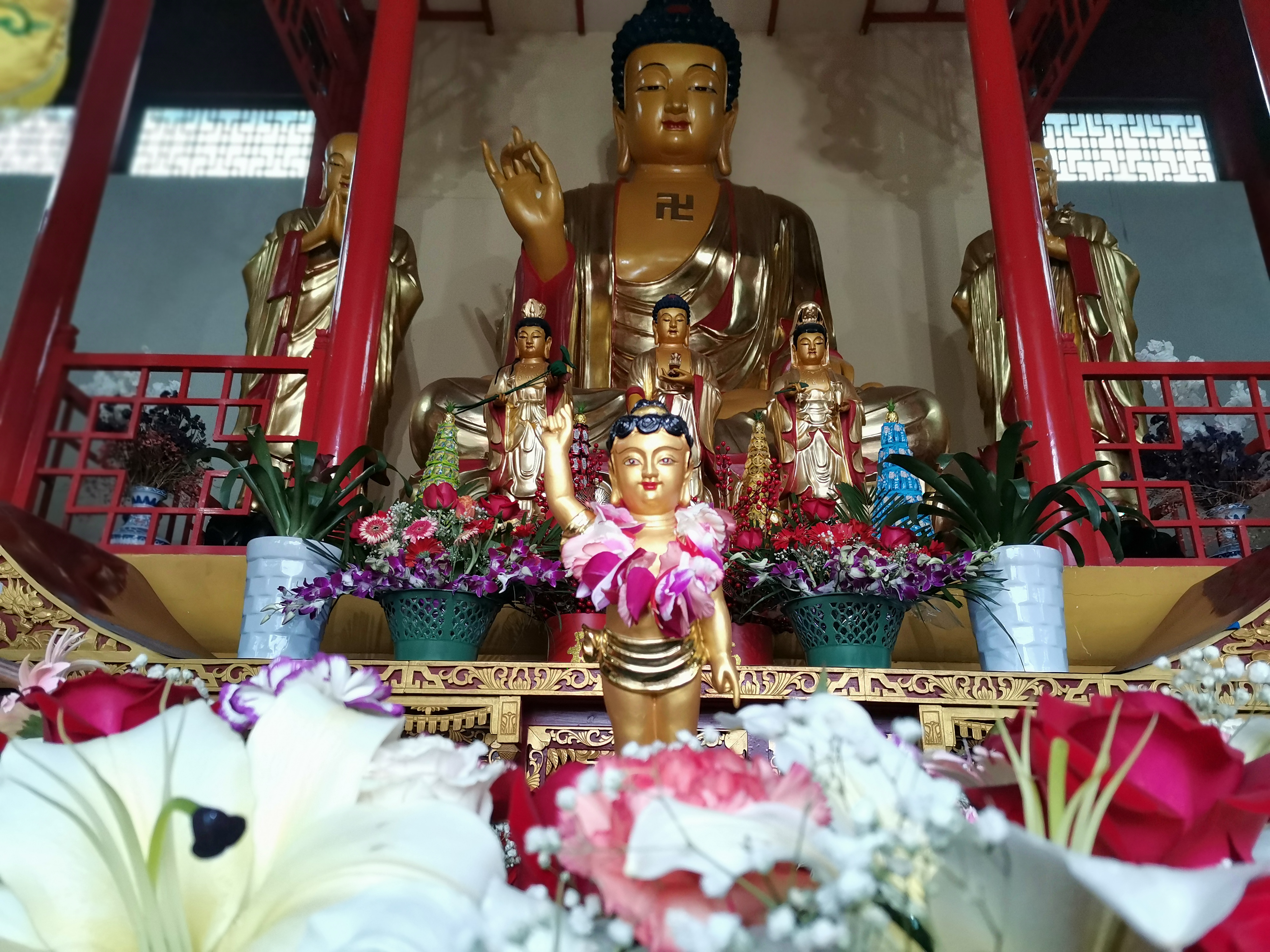 金彩汇释迦牟尼佛圣诞法会圆满